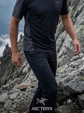 ARC'TERYX Motus Crew Neck T-Shirt Men’s Black / Grey Short Sleeve Running Gym